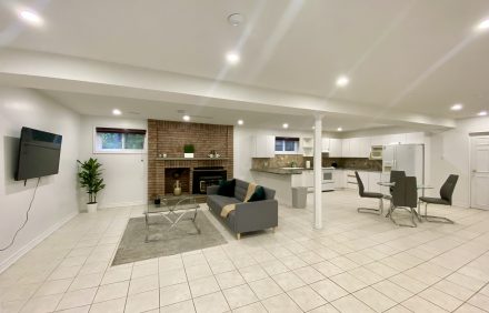 Spacious 2 Bedroom Basement Suite in Upscale Area